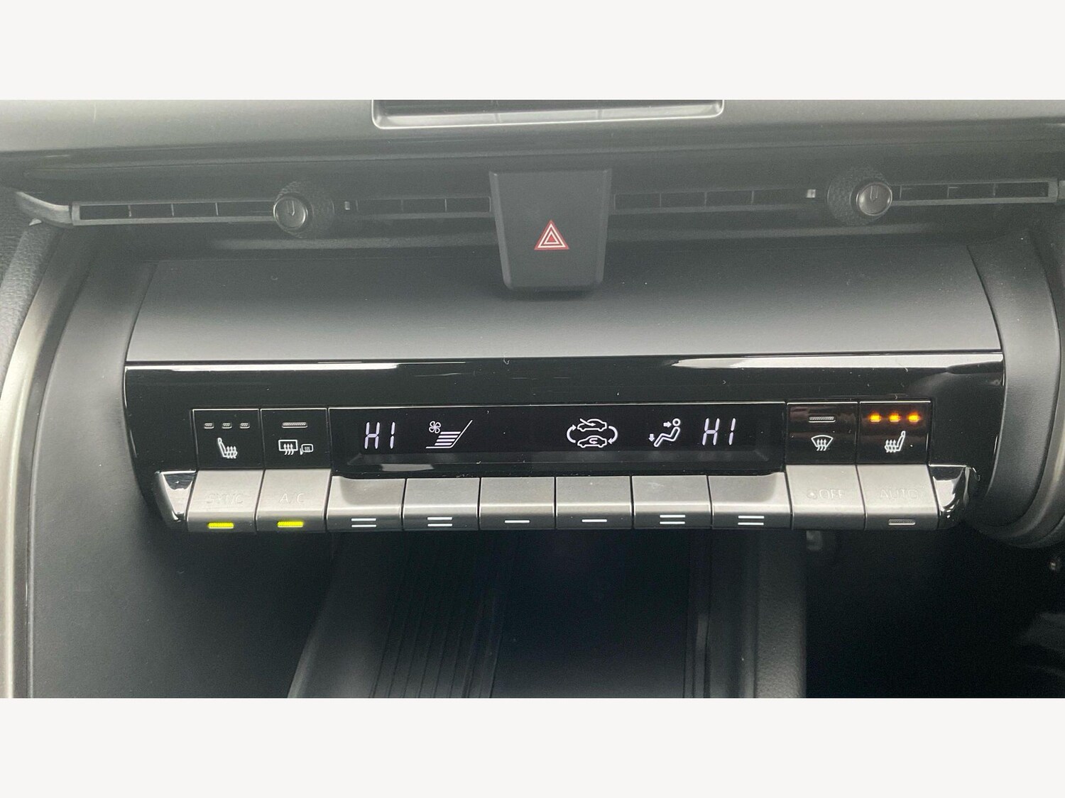 Used Toyota C-HR for sale - 77657641: Photo 23