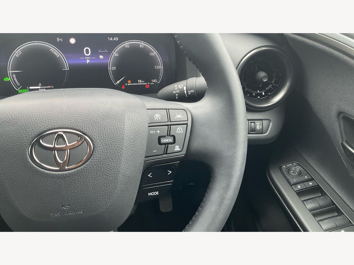 Used Toyota C-HR for sale - 77657641: Photo 28