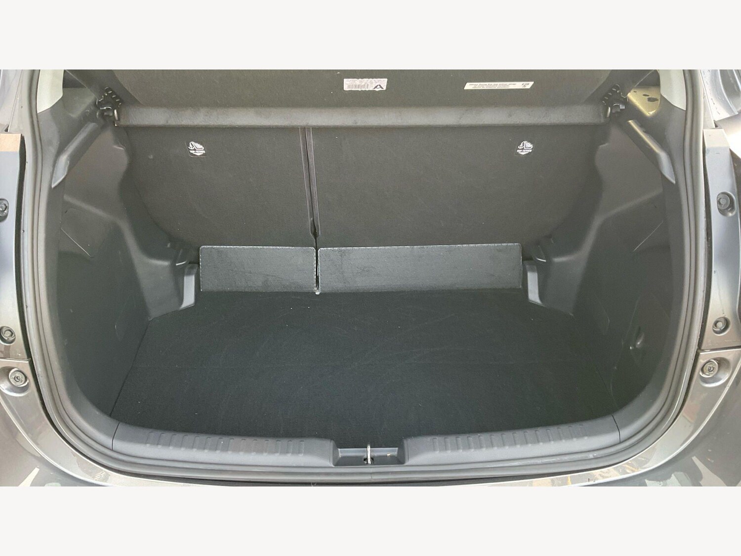 Used Toyota Yaris for sale - 77794247: Photo 16