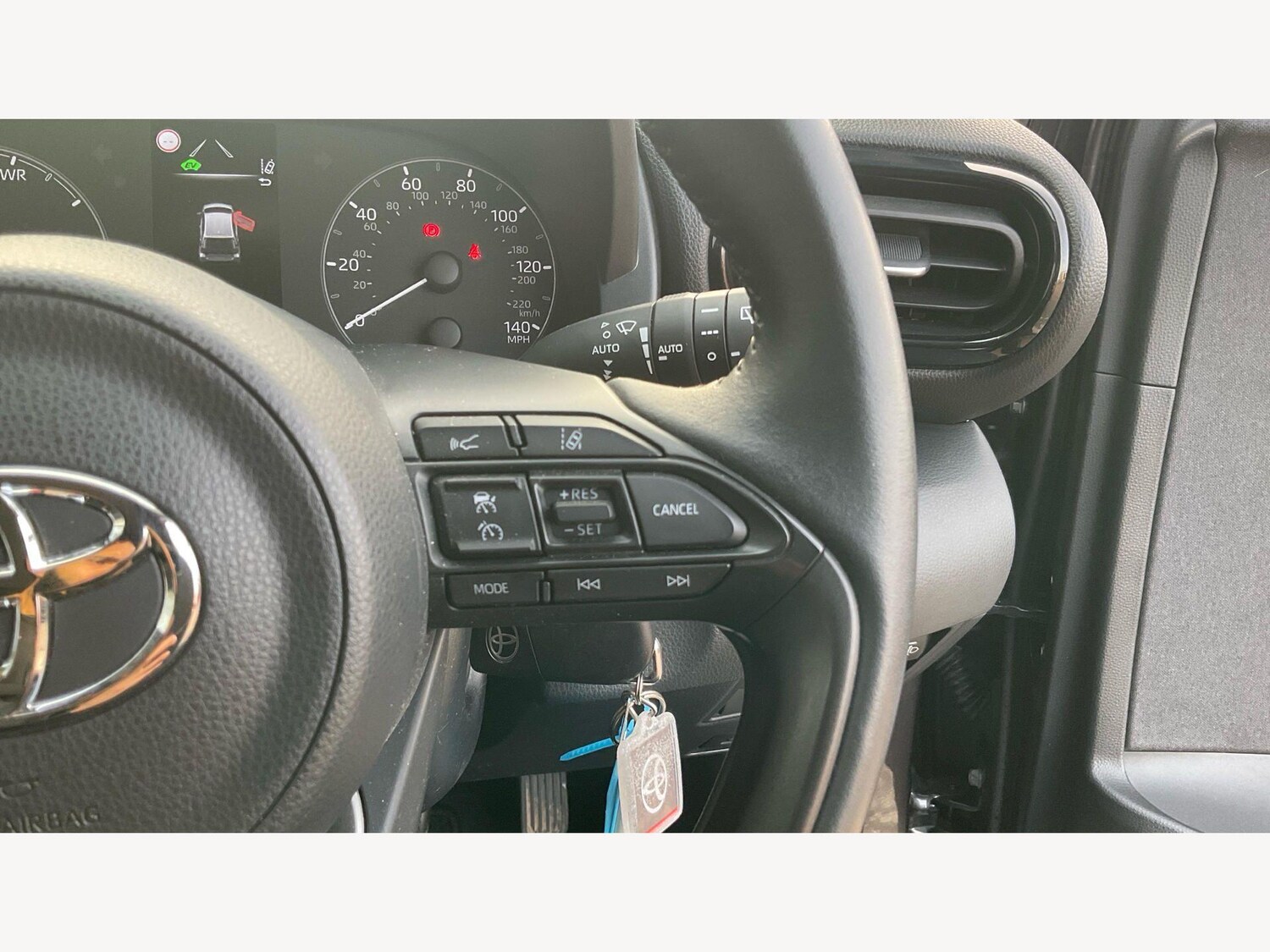 Used Toyota Yaris for sale - 77794247: Photo 27