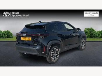 Used Toyota Yaris Cross 2023 for sale - 79011725: Photo