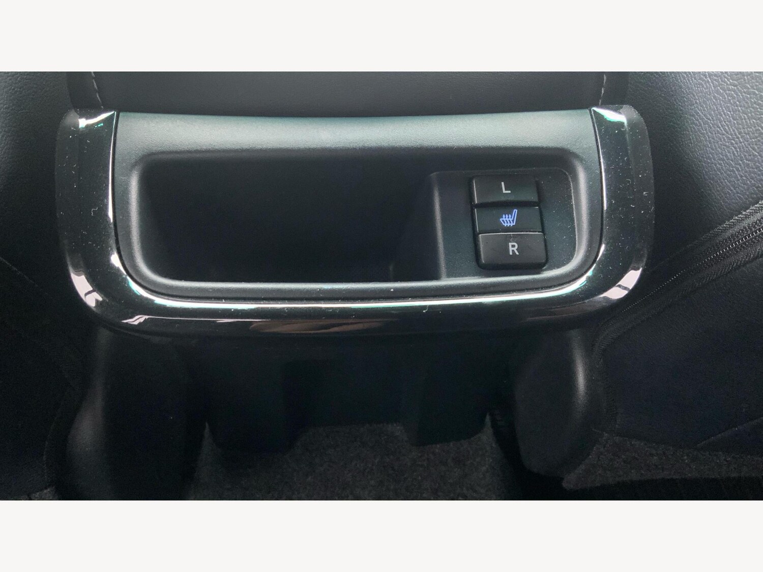 Used Toyota Hilux for sale - 77671255: Photo 22