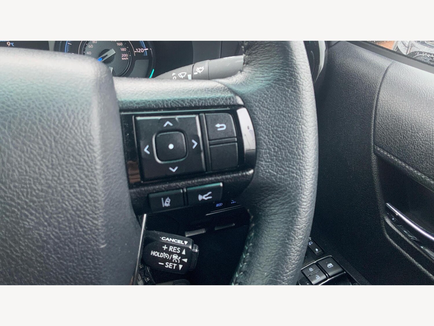 Used Toyota Hilux for sale - 77671255: Photo 26