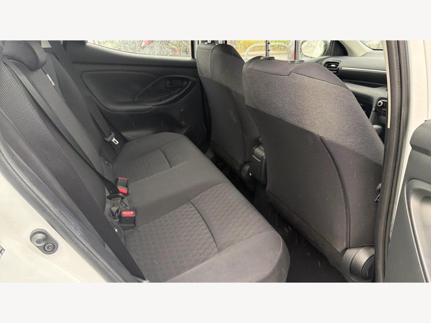 Used Toyota Yaris 2022 for sale - 76561596: Photo 14