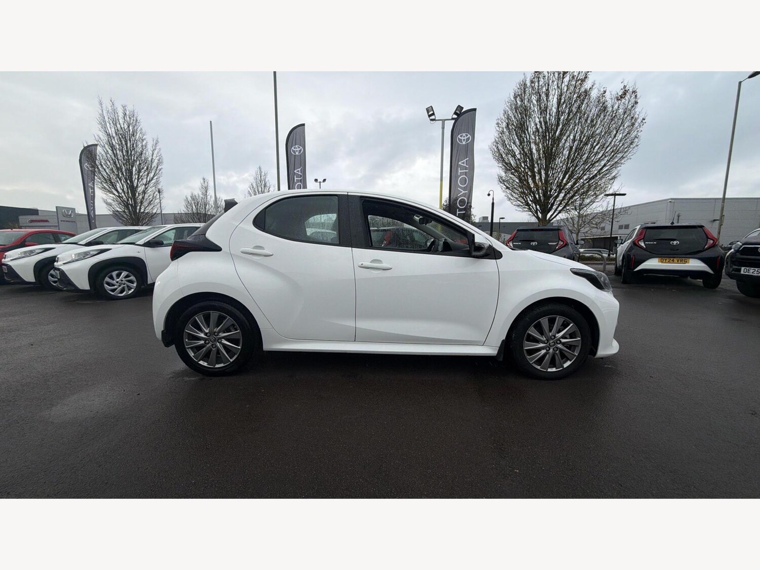 Used Toyota Yaris 2022 for sale - 76561596: Photo 18