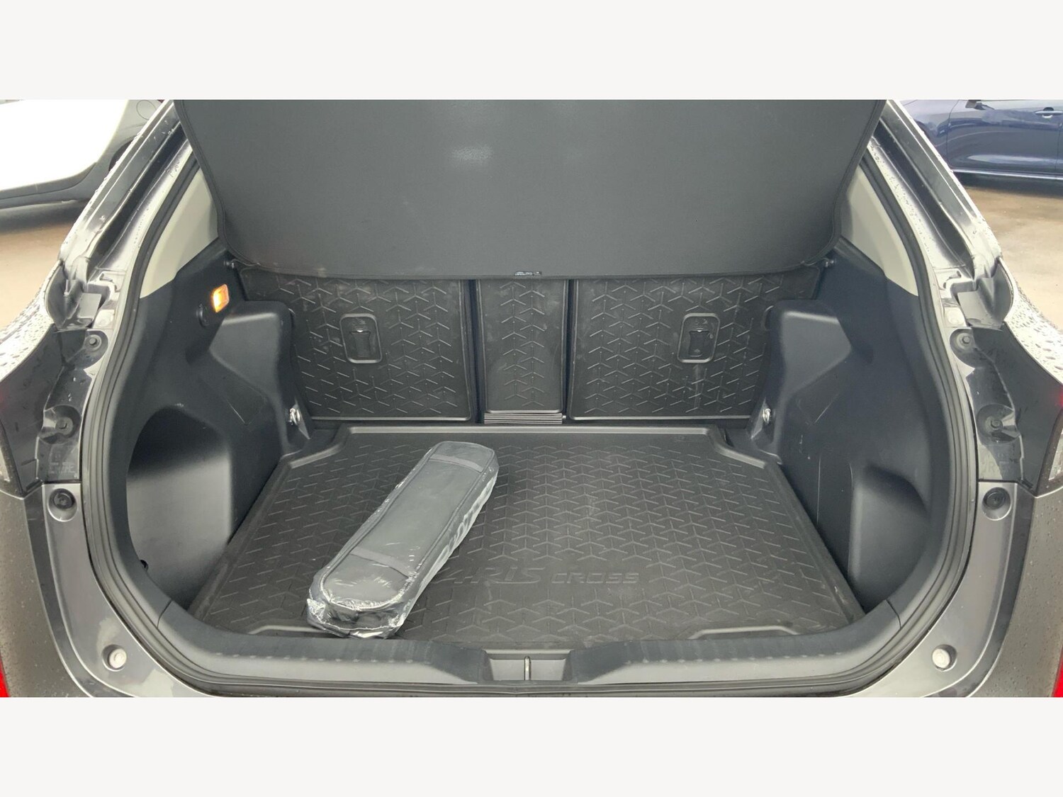 Used Toyota Yaris Cross 2023 for sale - 77015542: Photo 16