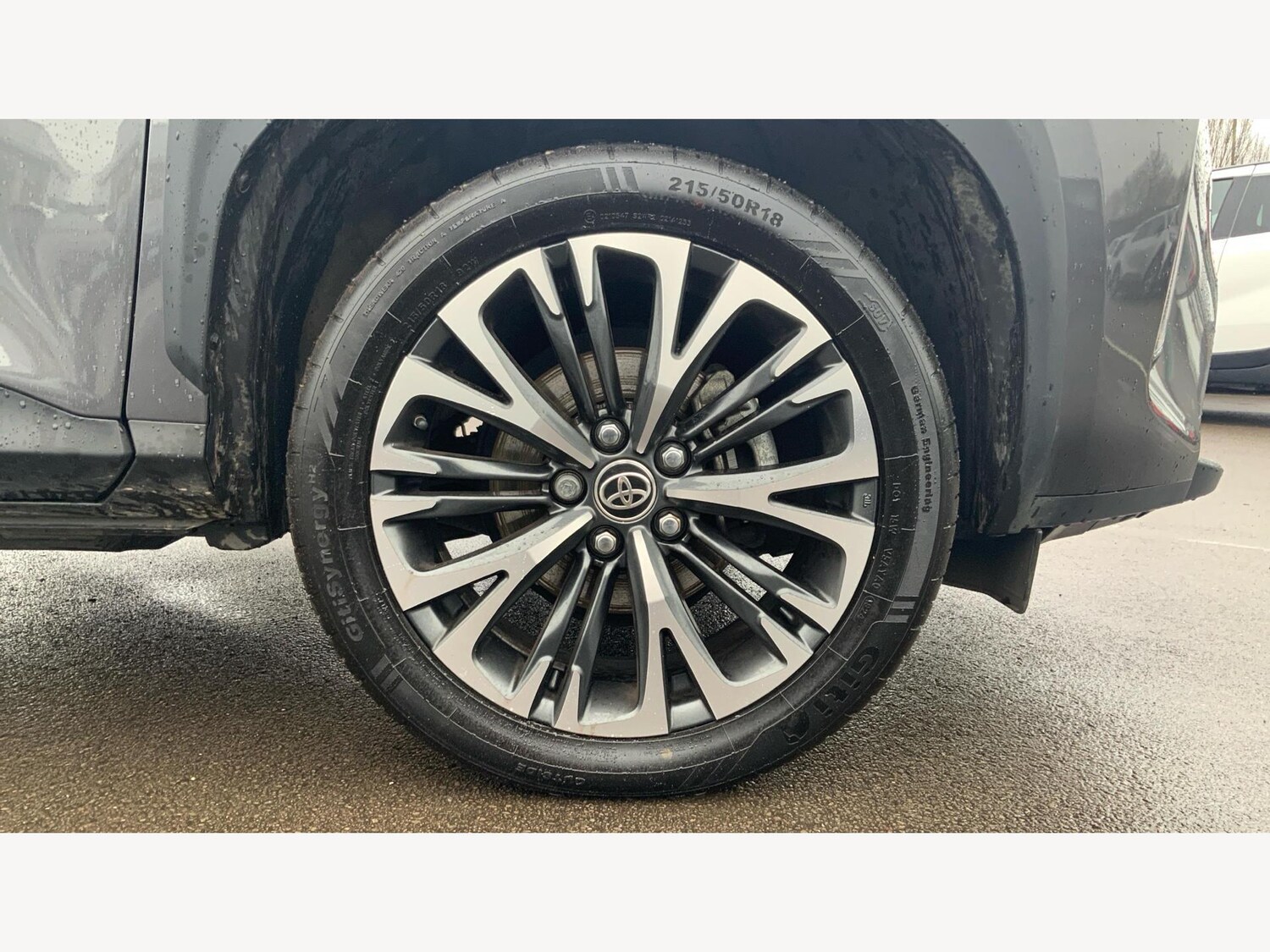 Used Toyota Yaris Cross 2023 for sale - 77015542: Photo 20