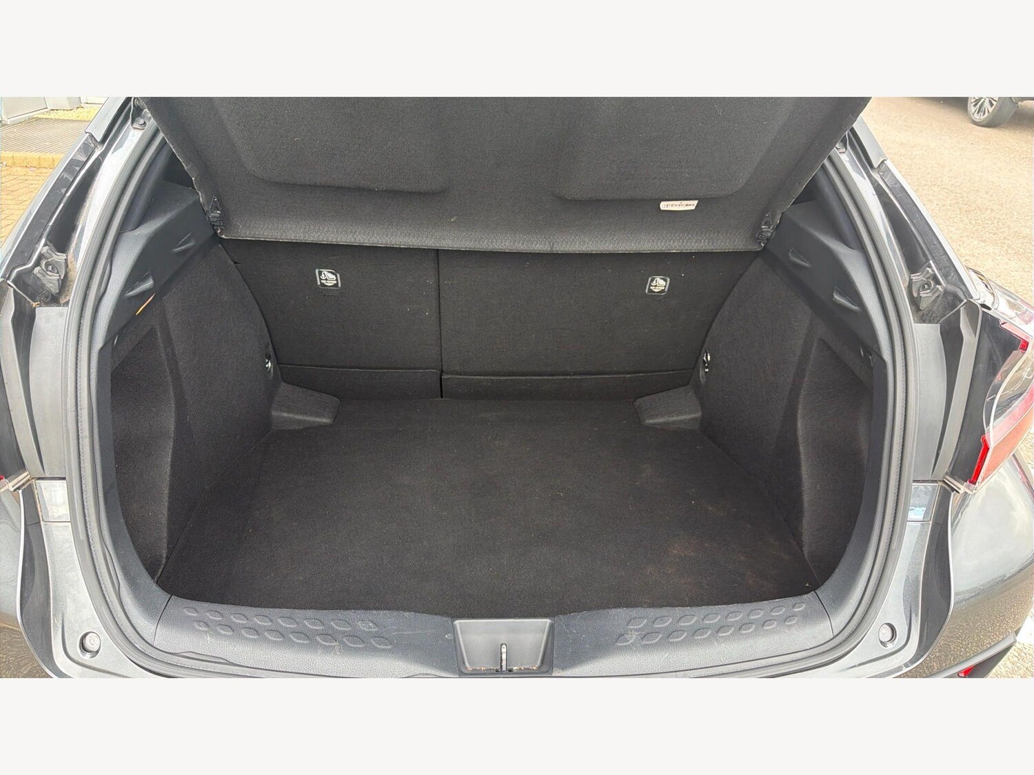 Used Toyota C-HR 2020 for sale - 77892508: Photo 16