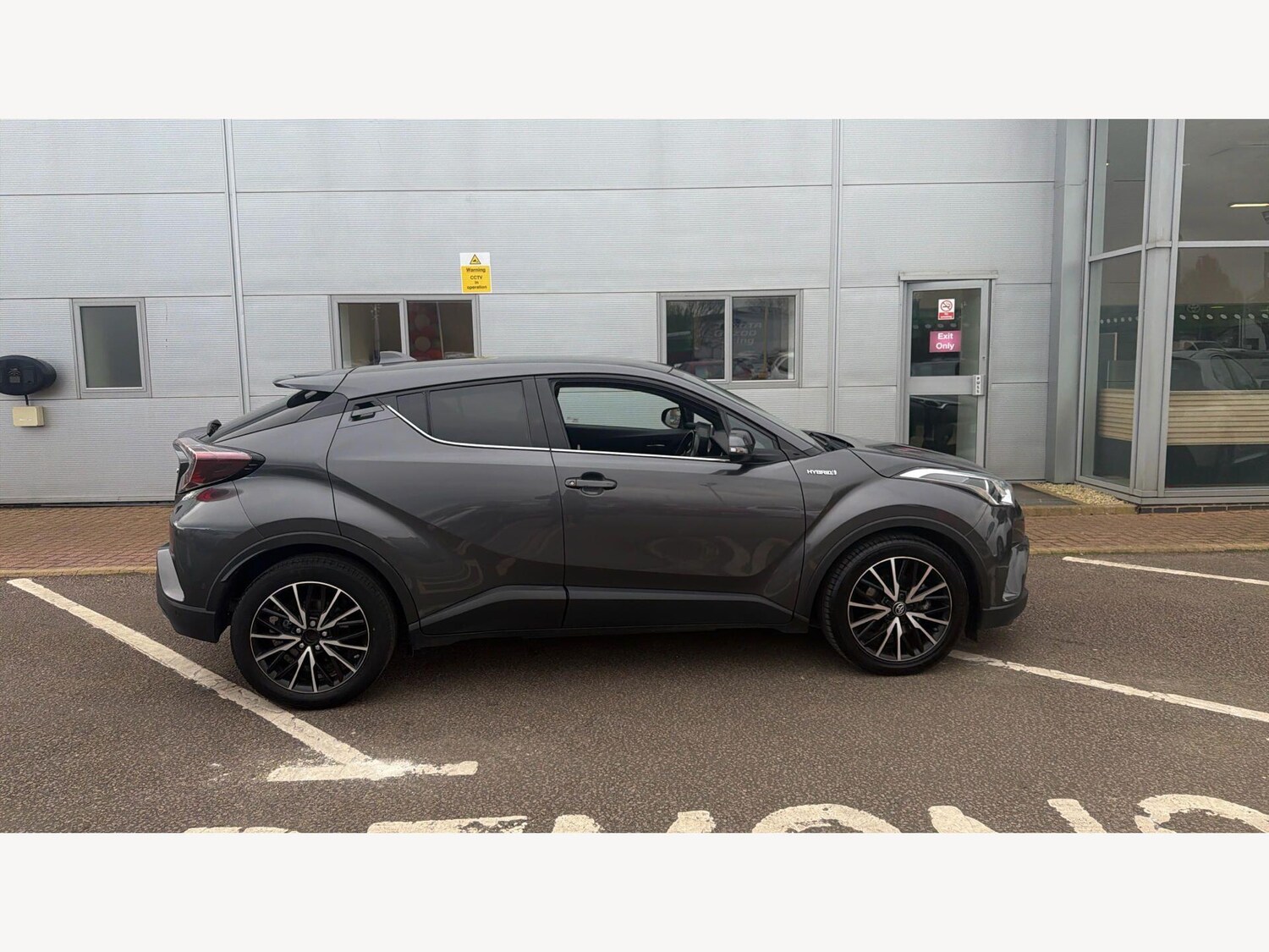 Used Toyota C-HR 2020 for sale - 77892508: Photo 18