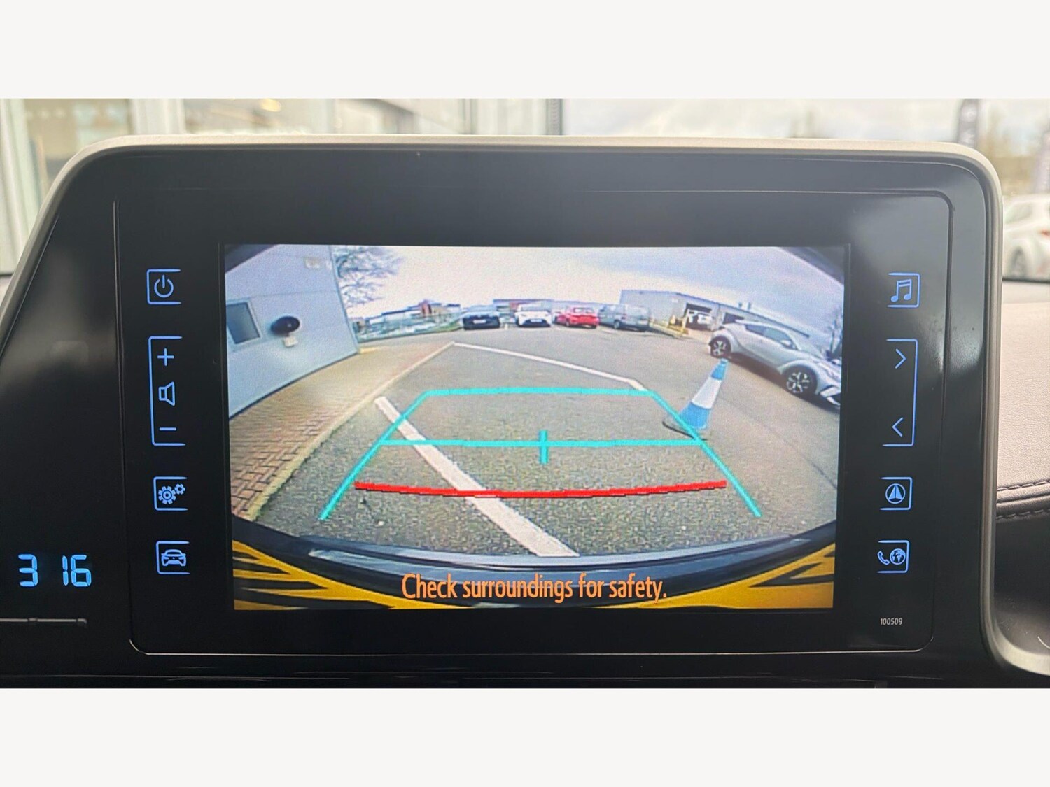 Used Toyota C-HR 2020 for sale - 77892508: Photo 22