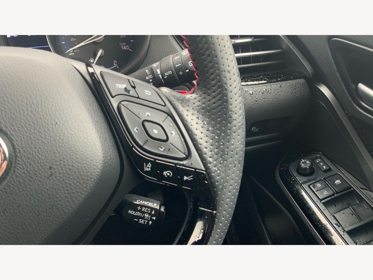 Used Toyota C-HR for sale - 77633996: Photo 24