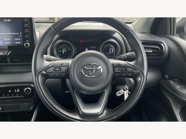 Used Toyota Yaris 2022 for sale - 76188897: Photo 10