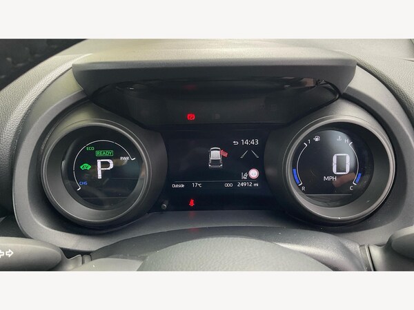 Used Toyota Yaris 2022 for sale - 76188897: Photo 11
