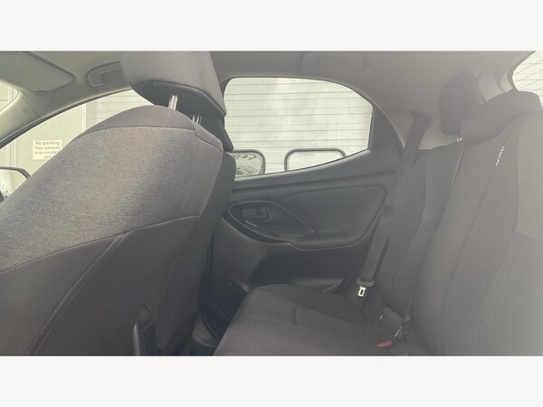 Used Toyota Yaris 2022 for sale - 76188897: Photo 15