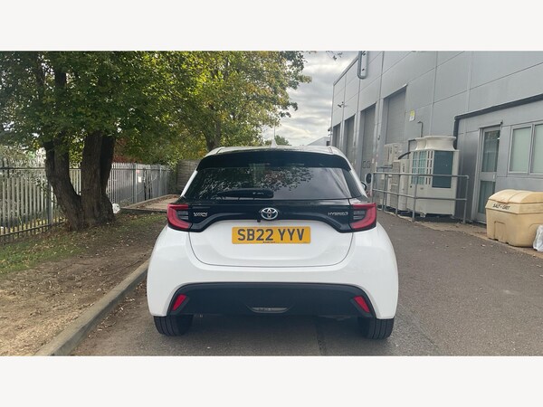 Used Toyota Yaris 2022 for sale - 76188897: Photo 21
