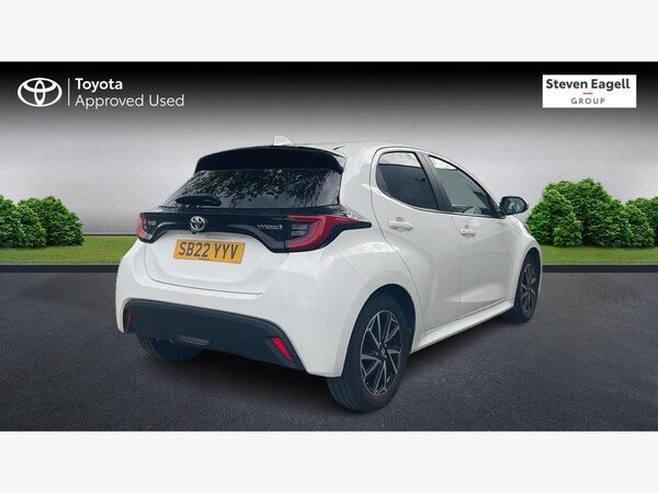 Used Toyota Yaris 2022 for sale - 76188897: Photo 2