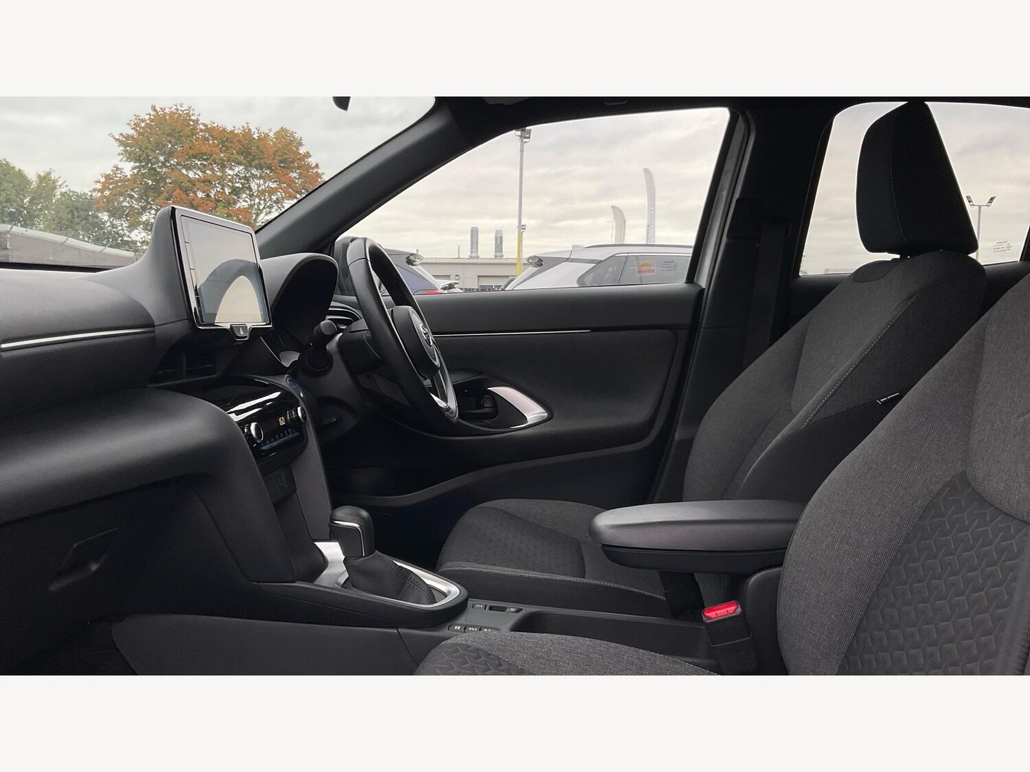 Used Toyota Yaris Cross 2021 for sale - 76109266: Photo 12