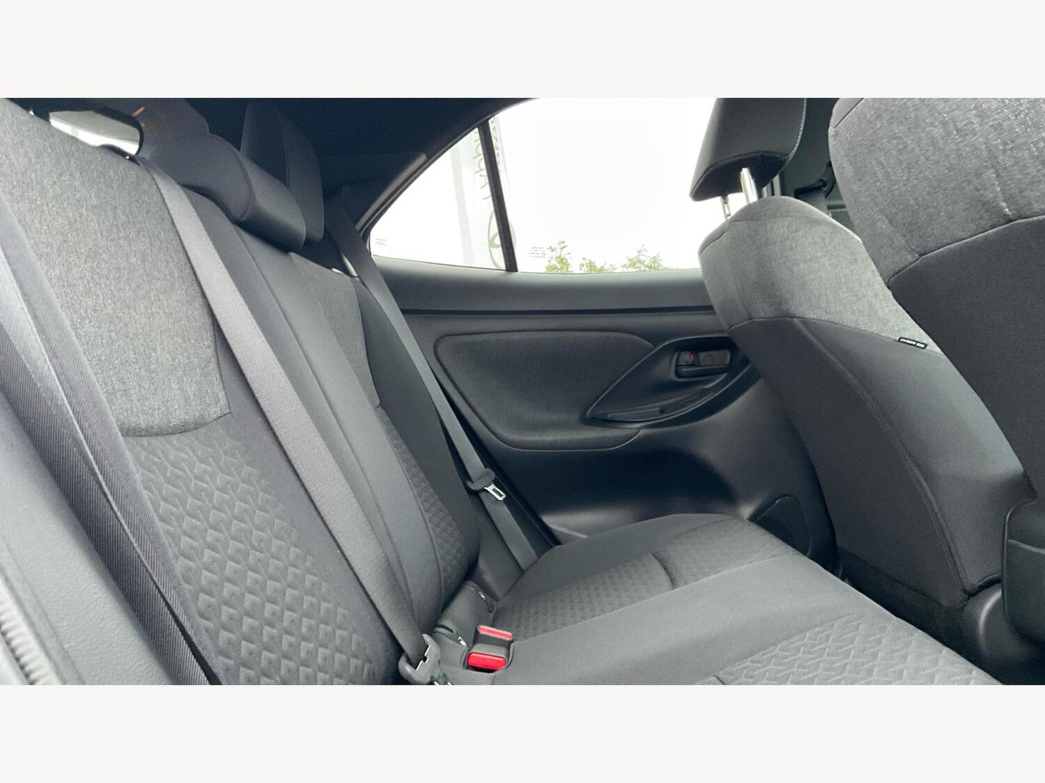 Used Toyota Yaris Cross 2021 for sale - 76109266: Photo 15