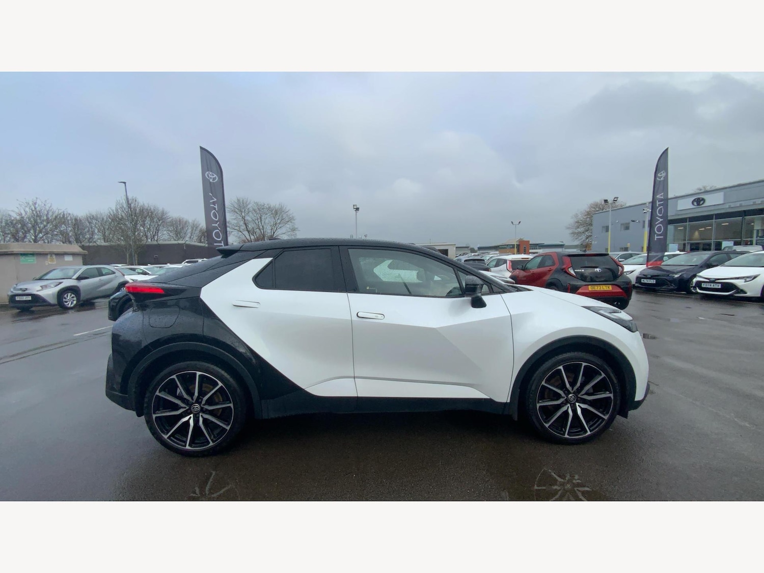 Used Toyota C-HR 2024 for sale - 77637403: Photo 18