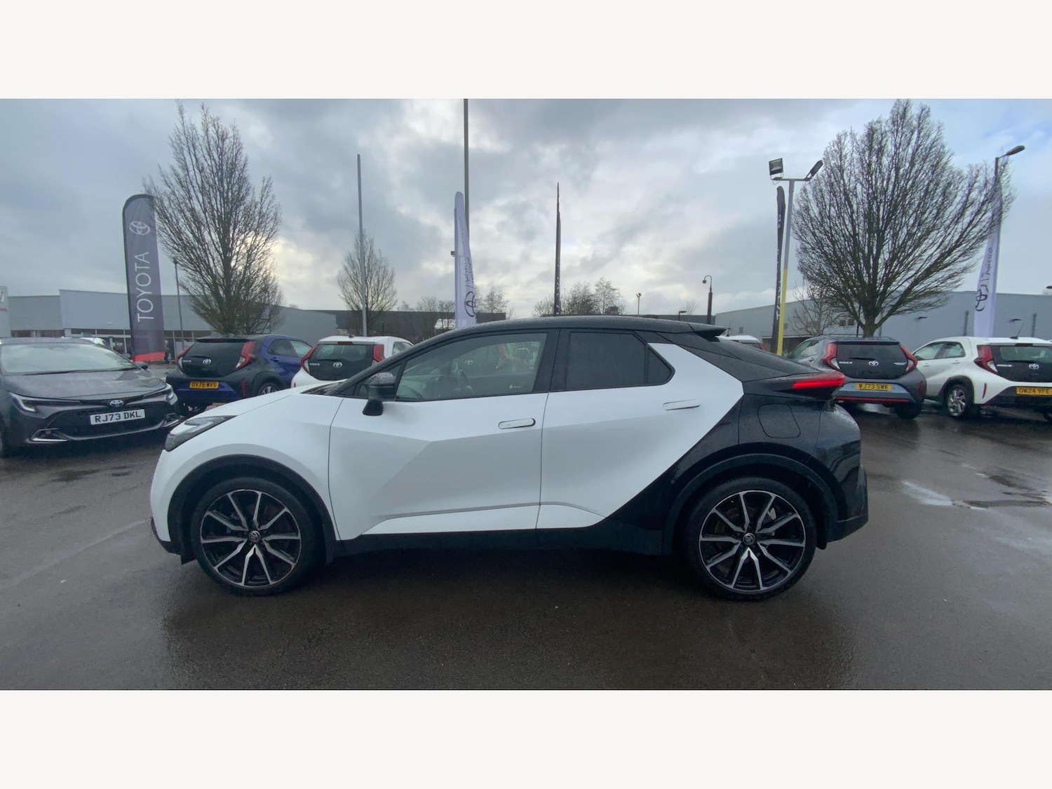 Used Toyota C-HR 2024 for sale - 77637403: Photo 19