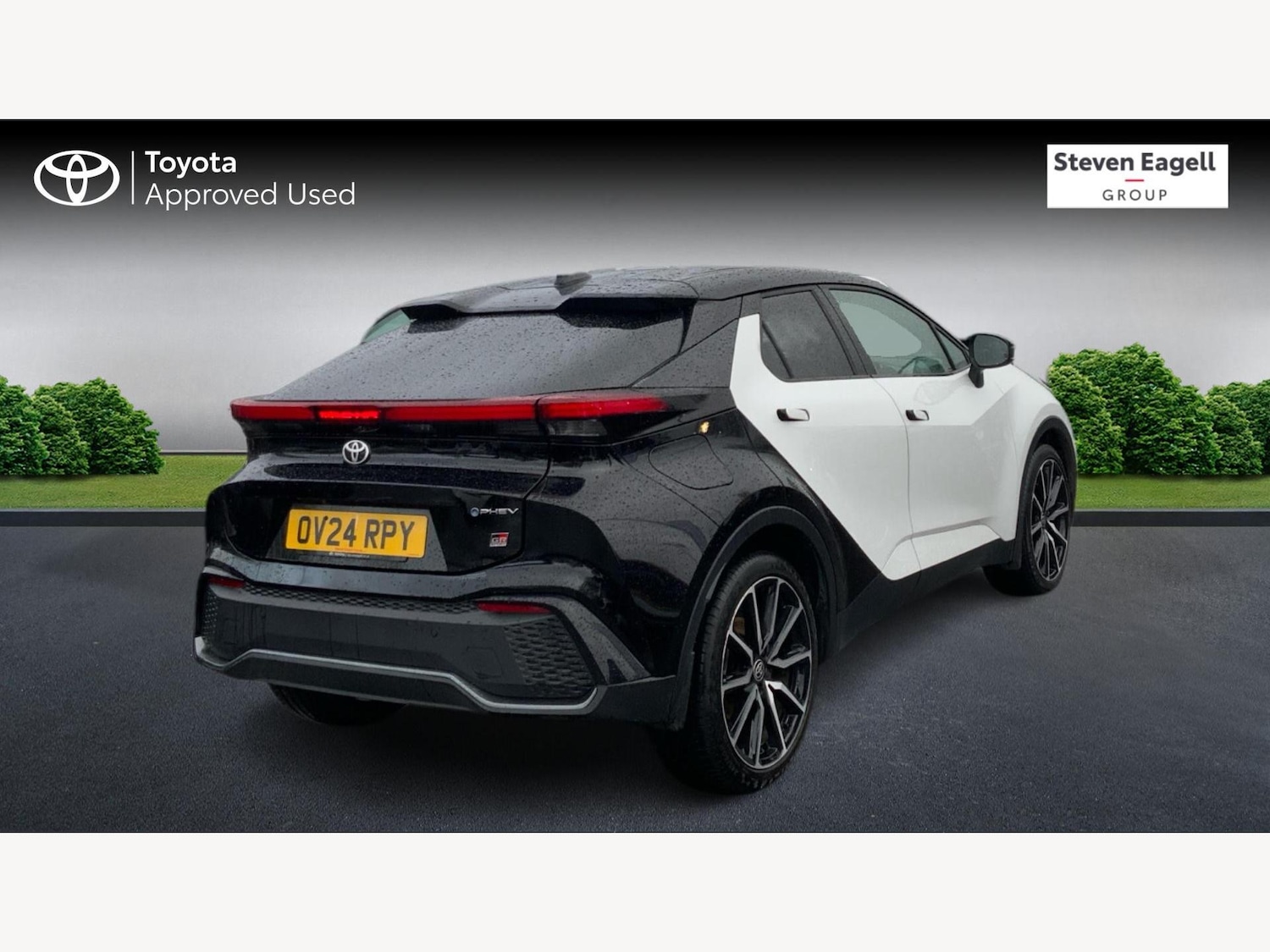 Used Toyota C-HR 2024 for sale - 77637403: Photo 2