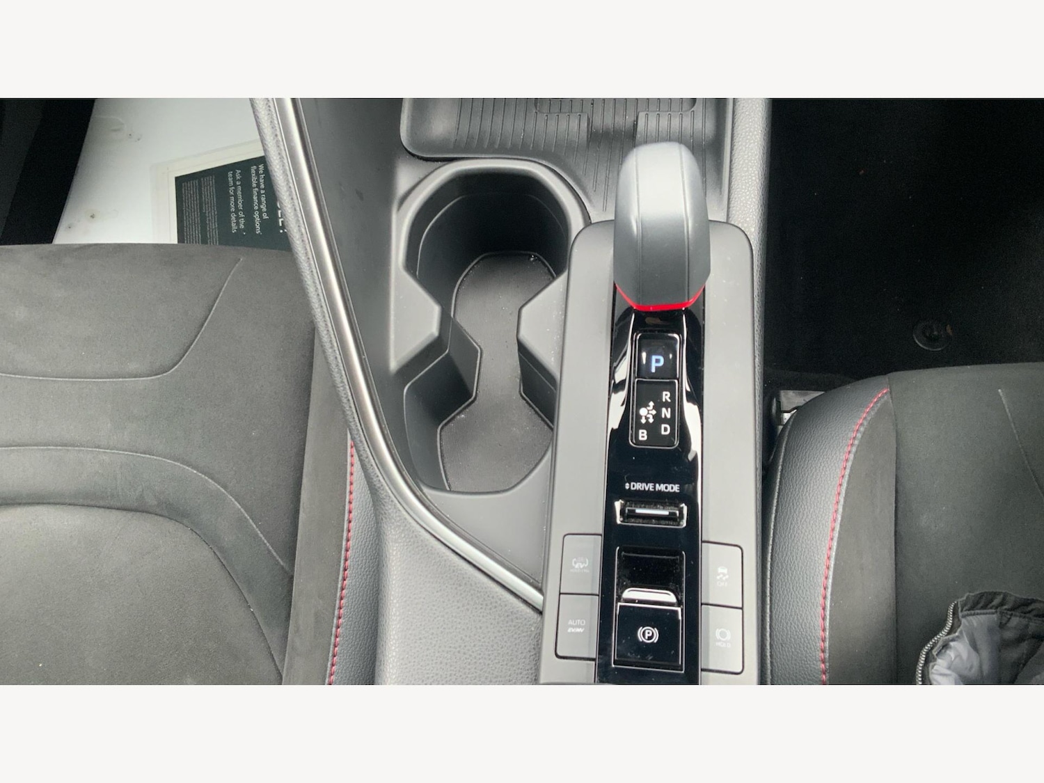 Used Toyota C-HR 2024 for sale - 77637403: Photo 22