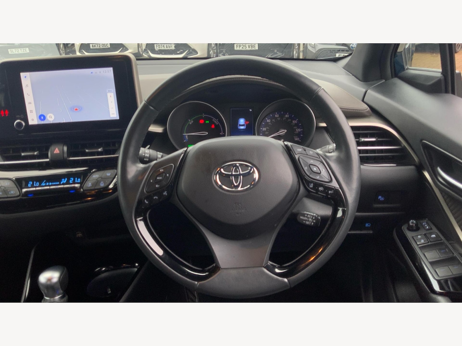 Used Toyota C-HR 2023 for sale - 77097620: Photo 8