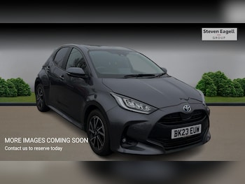 Used Toyota Yaris 2023 for sale - 77825303: Photo