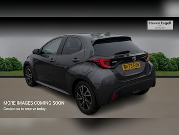 Used Toyota Yaris 2023 for sale - 77825303: Photo