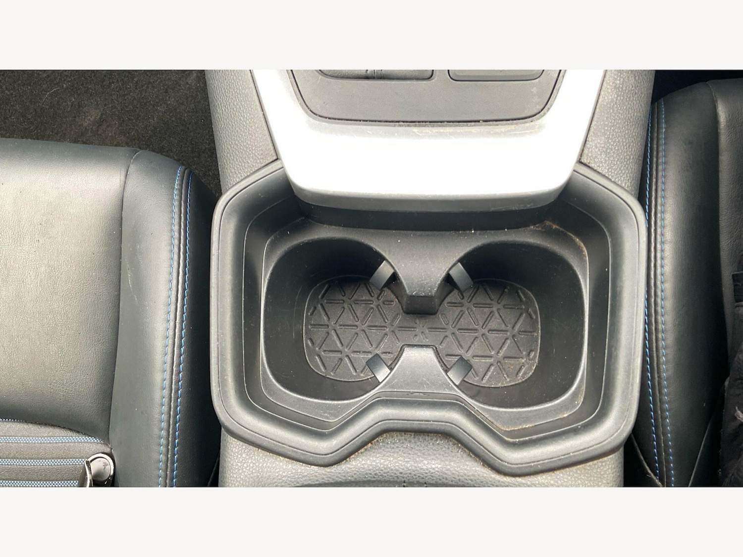 Used Toyota RAV4 2021 for sale - 77633638: Photo 25