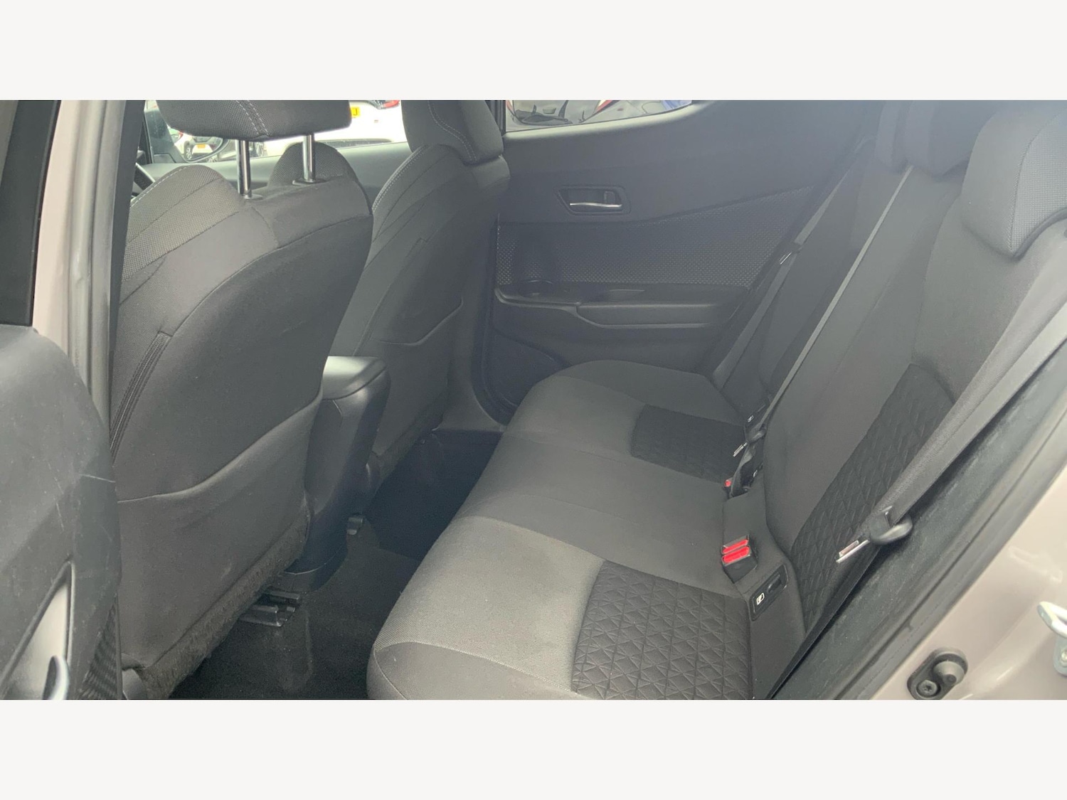 Used Toyota C-HR 2020 for sale - 77510800: Photo 15