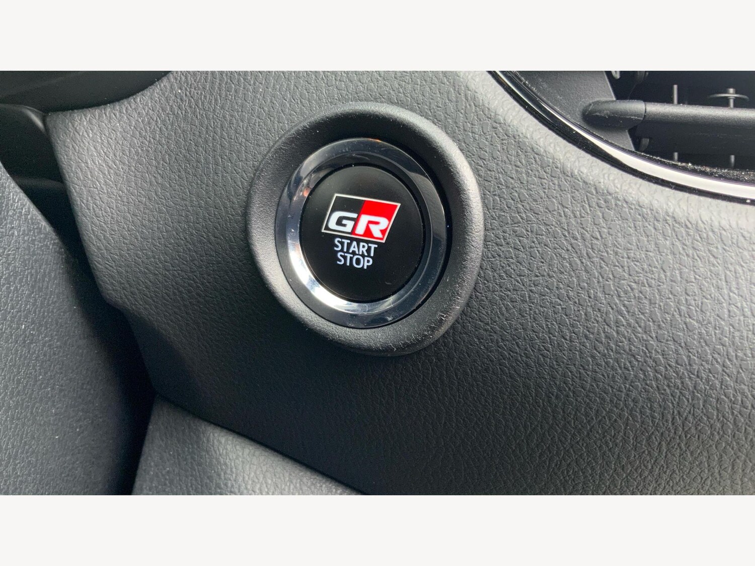 Used Toyota C-HR for sale - 77305463: Photo 30