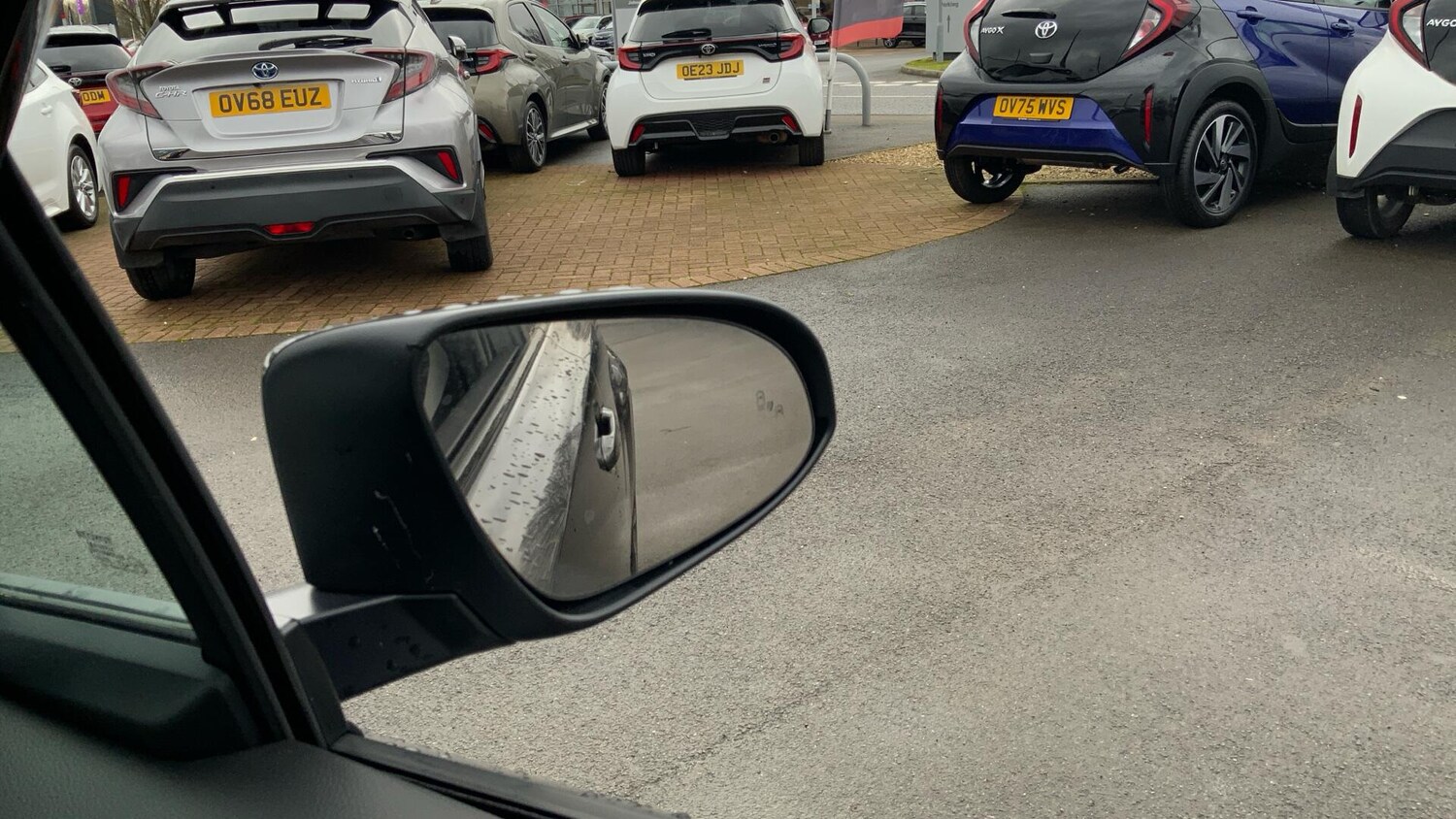 Used Toyota C-HR for sale - 77305463: Photo 32