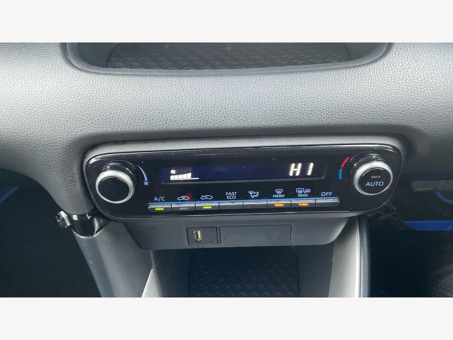 Used Toyota Yaris 2021 for sale - 77559621: Photo 22