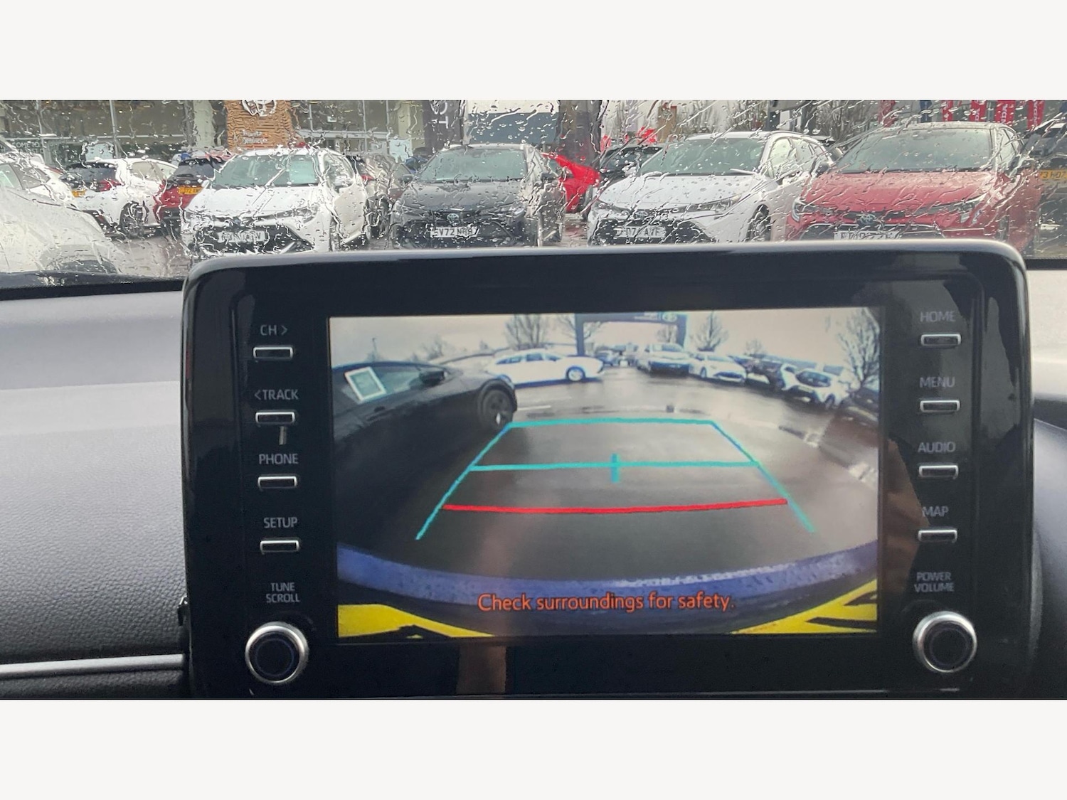 Used Toyota Yaris 2021 for sale - 77559621: Photo 25