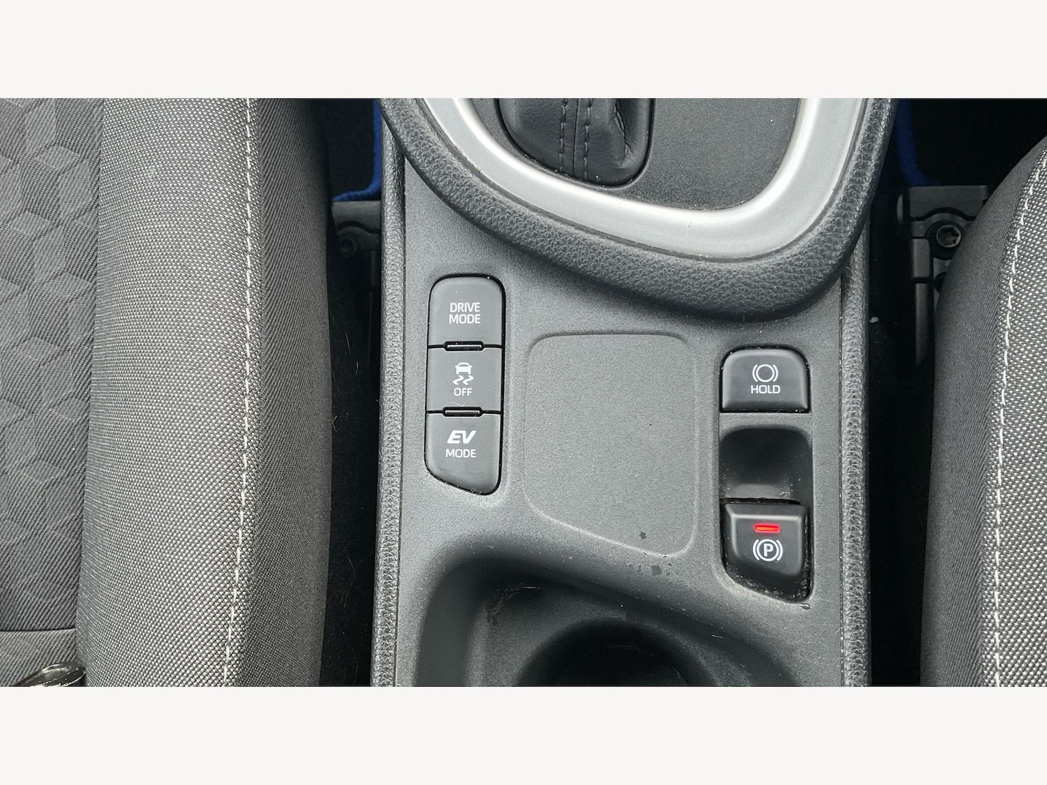 Used Toyota Yaris 2021 for sale - 77559621: Photo 28