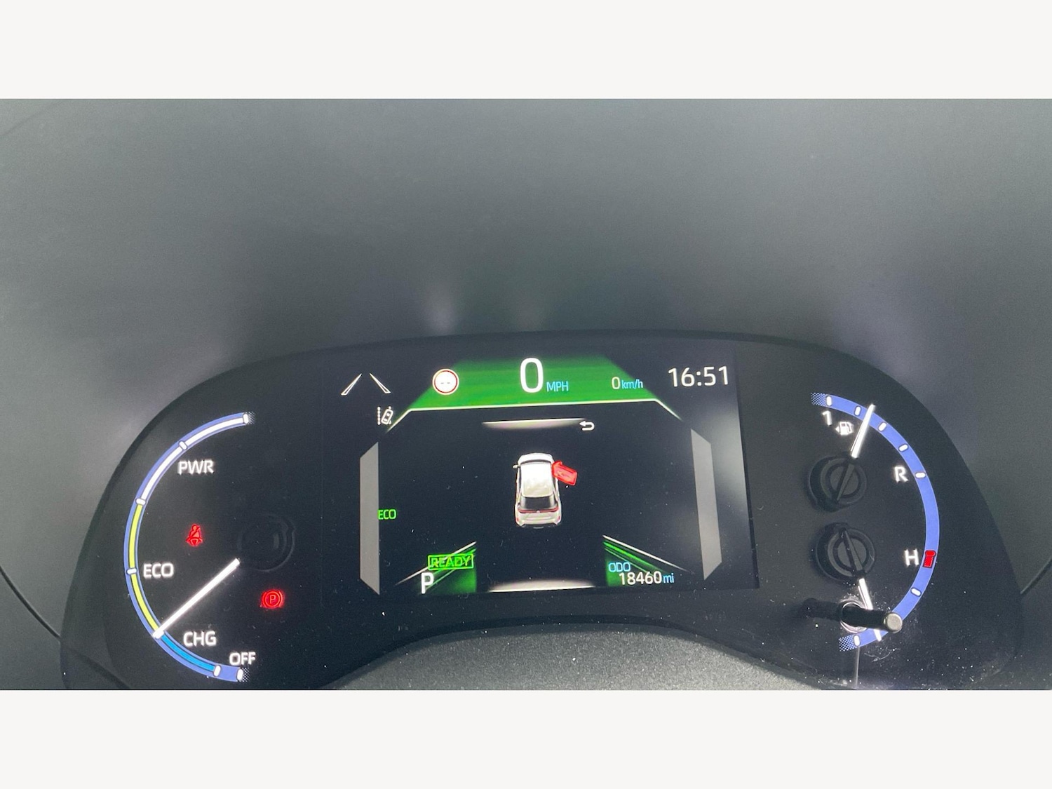 Used Toyota Yaris Cross 2022 for sale - 76122196: Photo 11