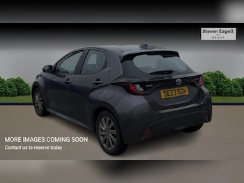 Used Toyota Yaris 2023 for sale - 77808692: Photo