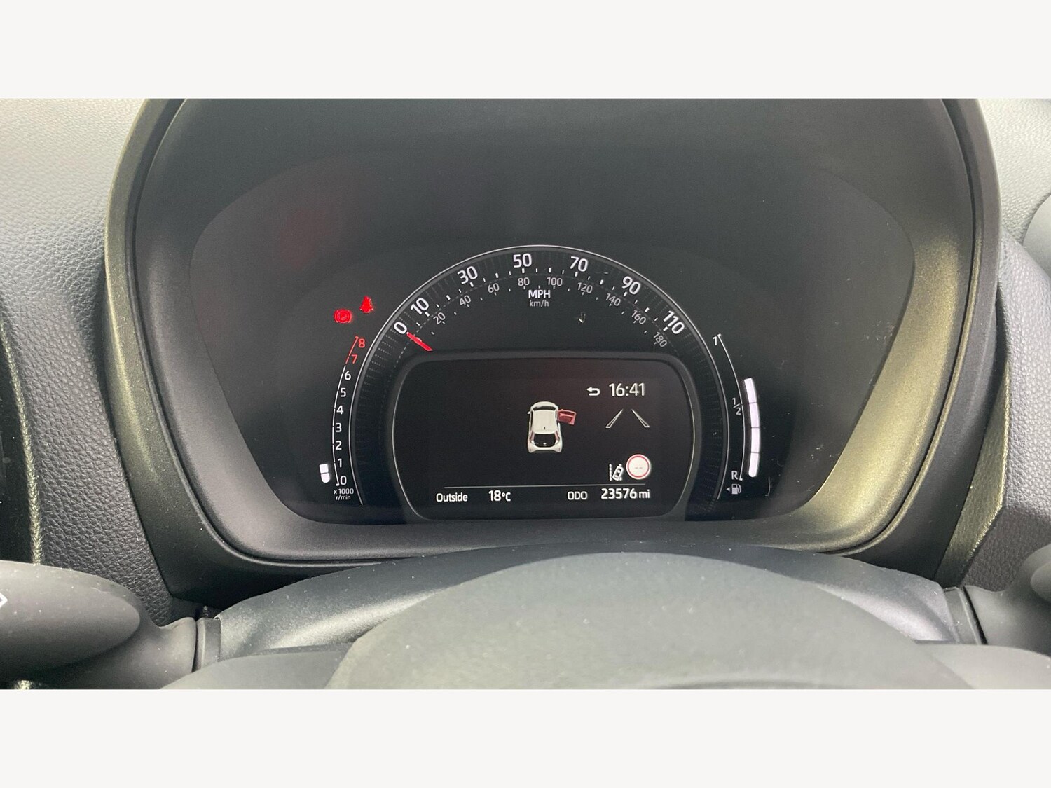 Used Toyota Aygo X 2023 for sale - 75941637: Photo 11