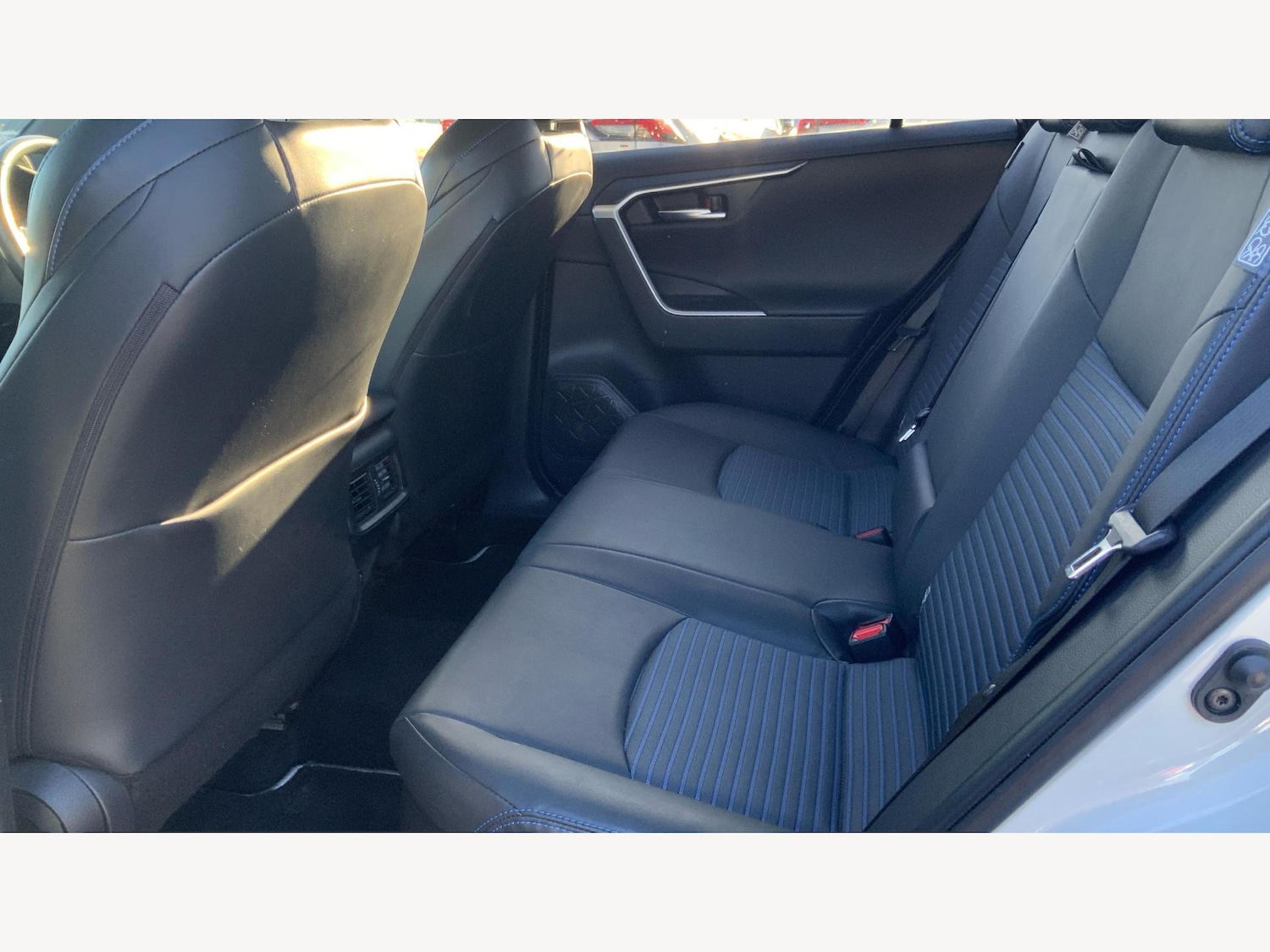 Used Toyota RAV4 2019 for sale - 76781880: Photo 15