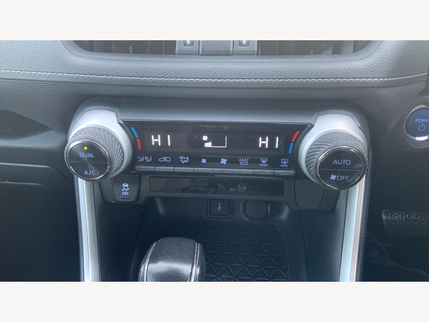 Used Toyota RAV4 2020 for sale - 77131008: Photo 22