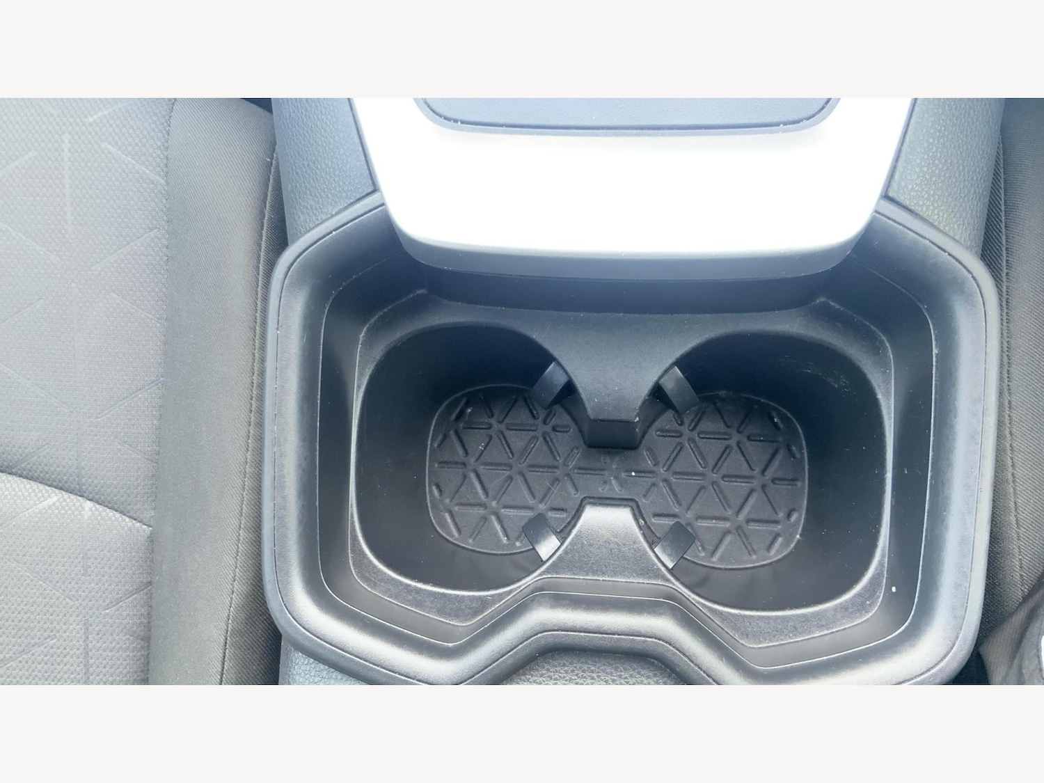 Used Toyota RAV4 2020 for sale - 77131008: Photo 24