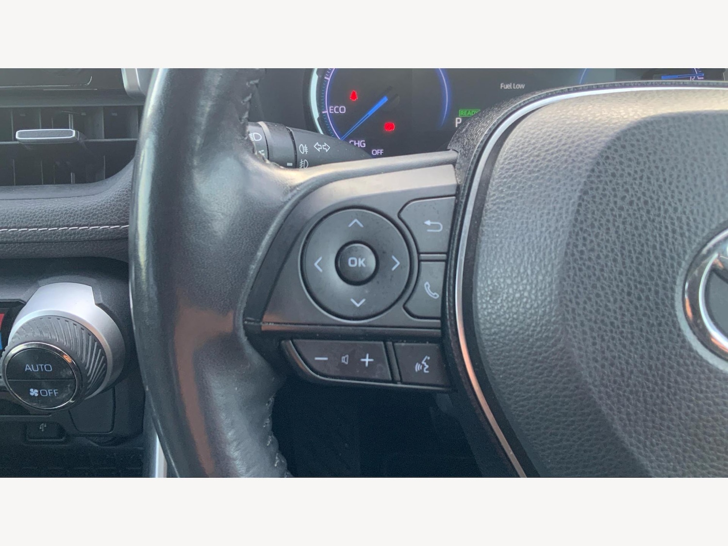 Used Toyota RAV4 2020 for sale - 77131008: Photo 26