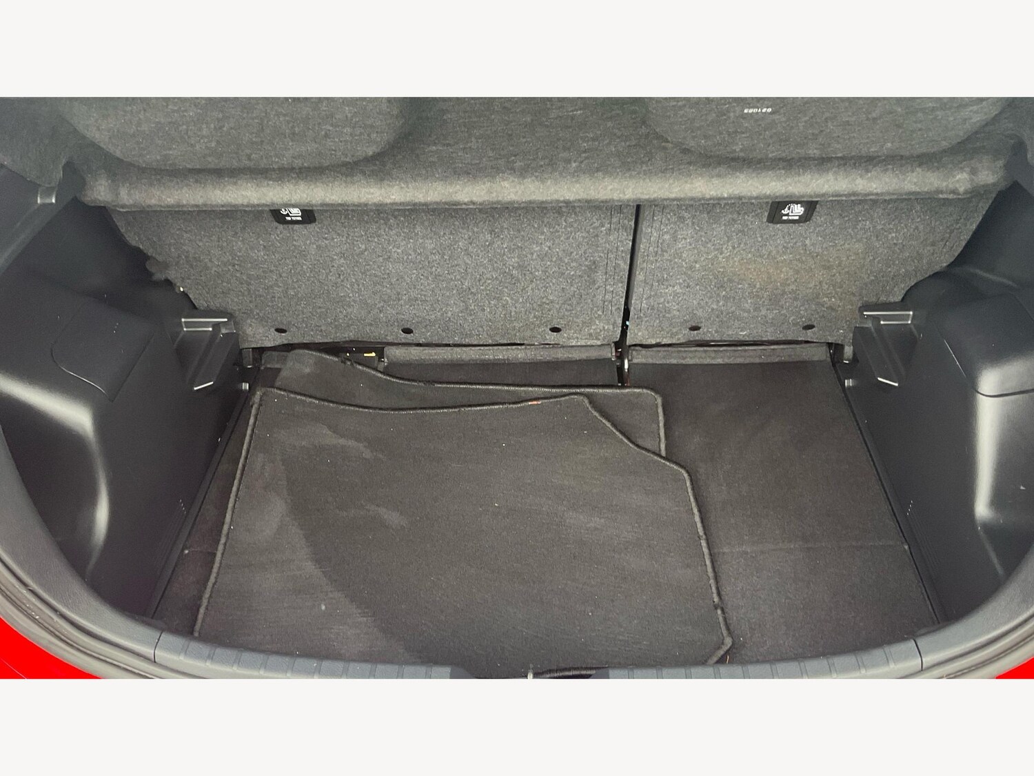 Used Toyota Yaris 2018 for sale - 76307597: Photo 16