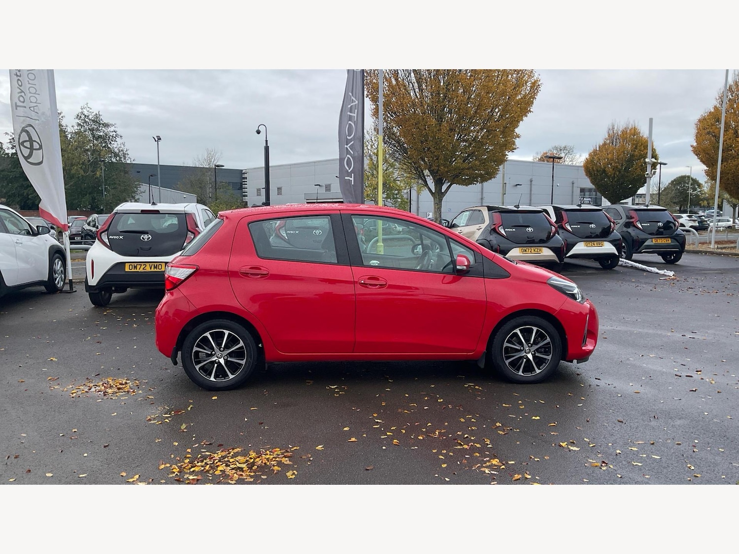 Used Toyota Yaris 2018 for sale - 76307597: Photo 18