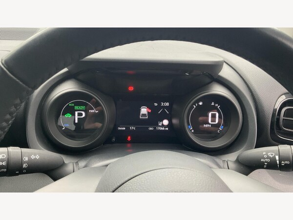 Used Toyota Yaris 2022 for sale - 76158770: Photo 11