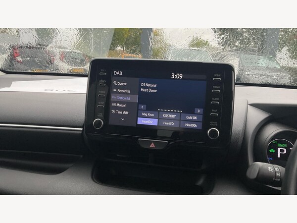 Used Toyota Yaris 2022 for sale - 76158770: Photo 9
