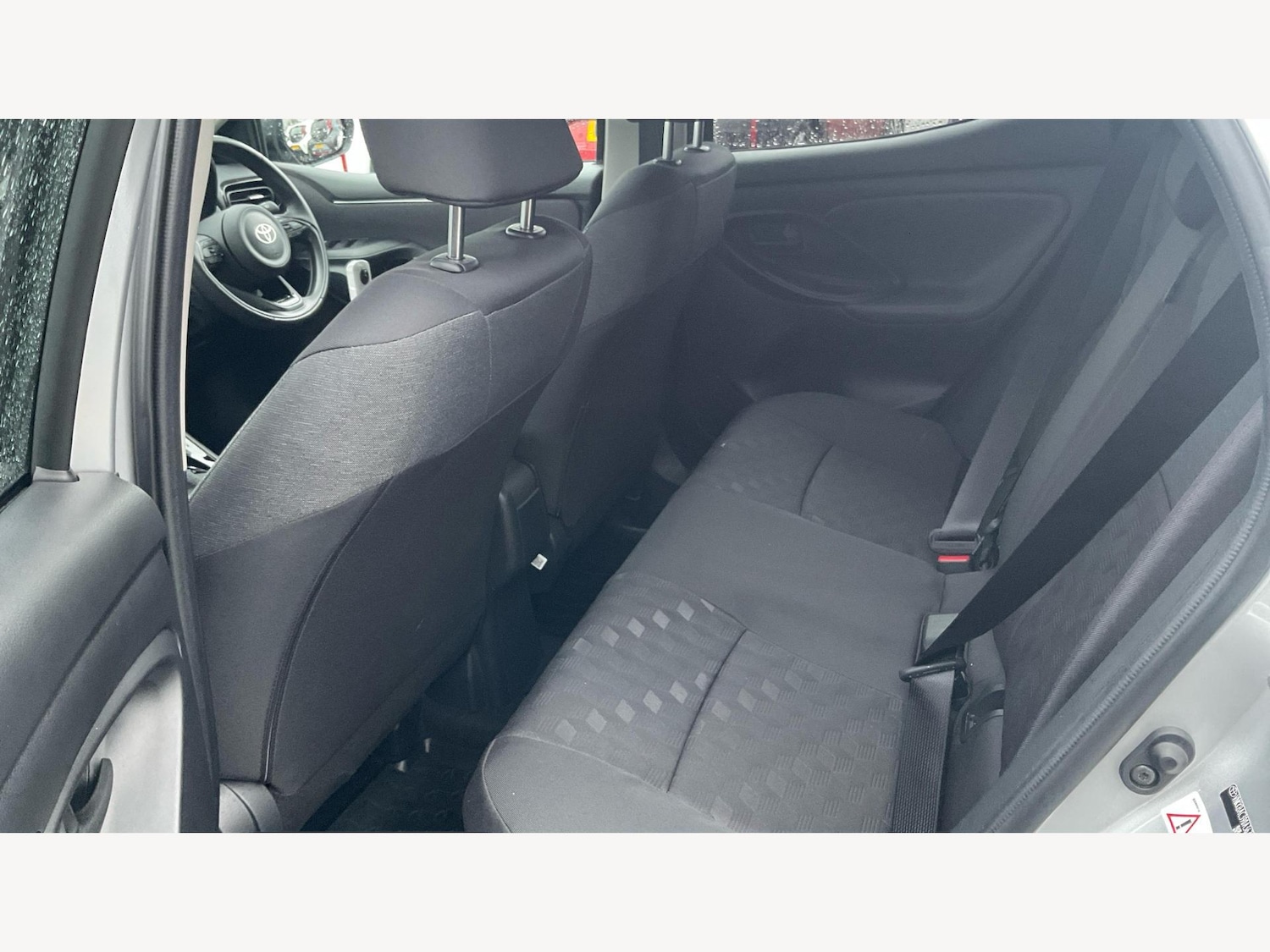 Used Toyota Yaris for sale - 77598331: Photo 15