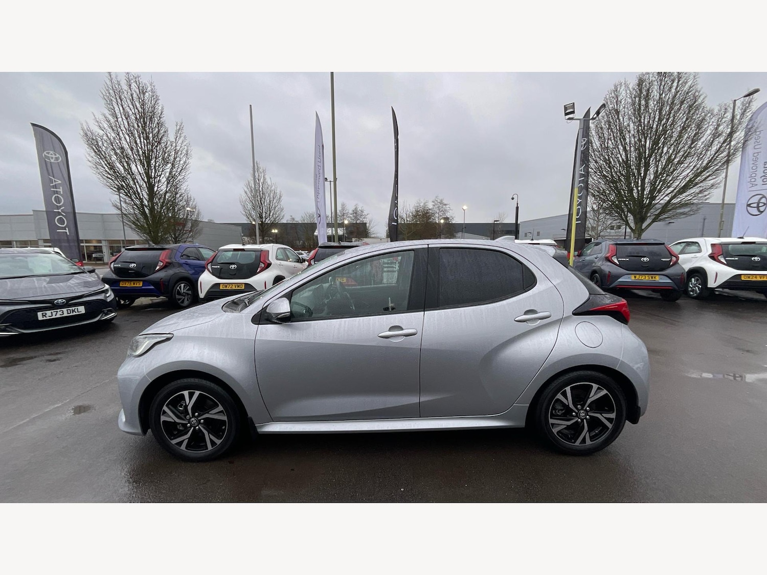 Used Toyota Yaris for sale - 77598331: Photo 19