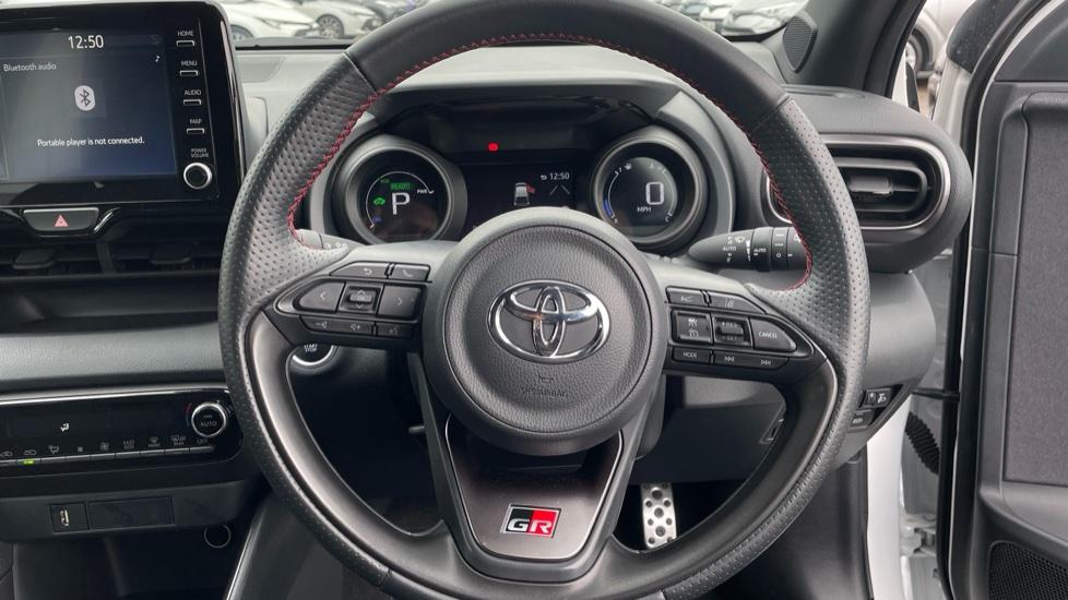 Used Toyota Yaris for sale - 77723935: Photo 9